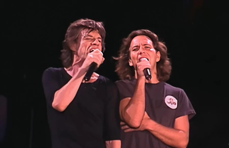 When Eddie Vedder Joined The Rolling Stones on “Wild Horses” (2005)